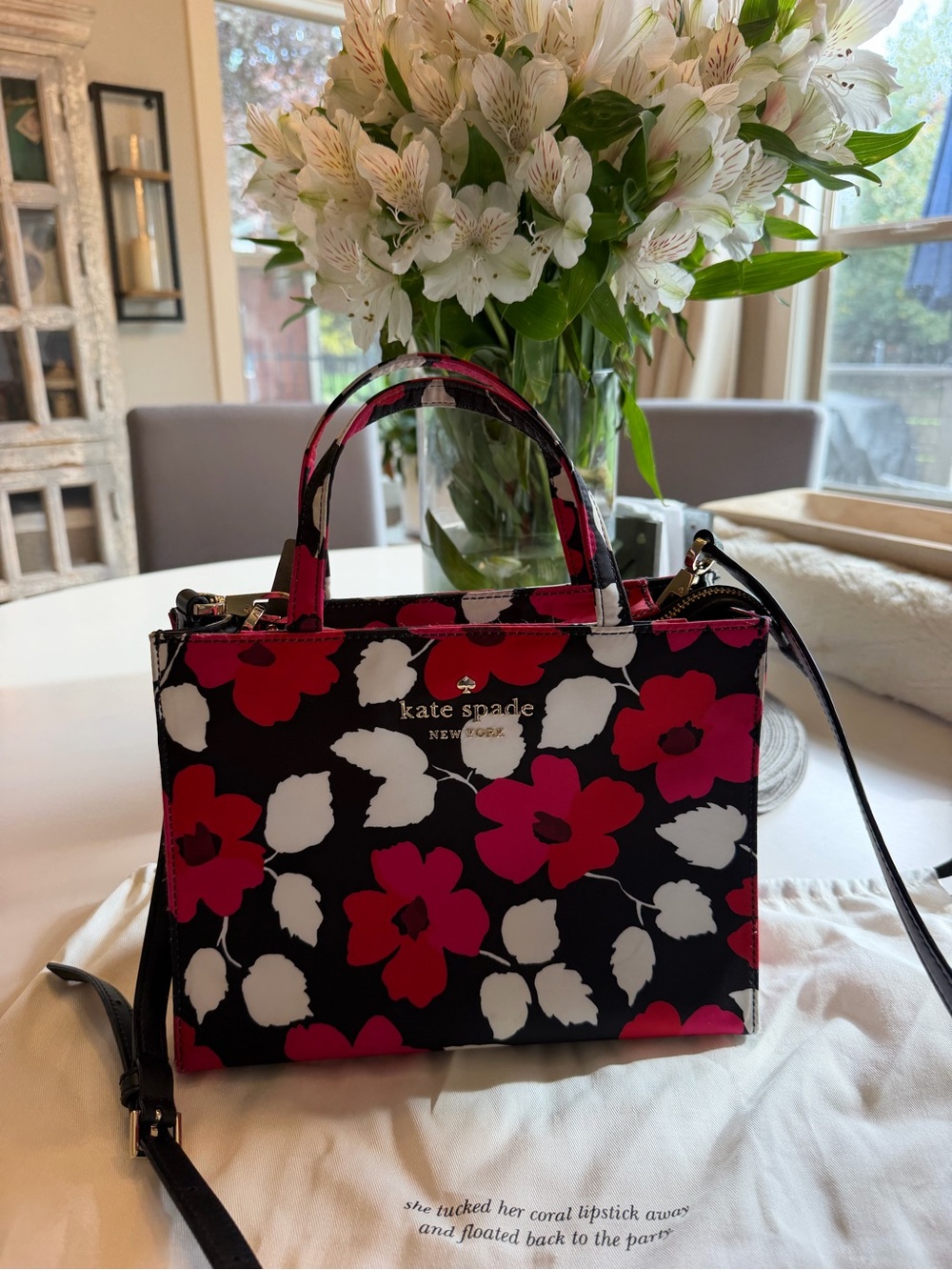 kate spade Black Floral Mini Tote purse - red & White Flowers. Great condition
